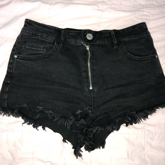 Black Jean Shorts - Picture 1 of 2